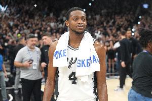 科特迪瓦vs厄瓜多尔-5-福克斯：我带来的就是努力让球队保持稳定 在对手起势时保持专注
