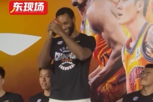 埃及vs伊朗-9-字正腔圆！弗格在球迷见面会上秀中文：我喜欢上海！我爱兄弟们！