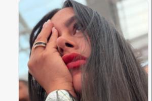 厄瓜多尔vs德国-6-不开心！巴拉圭完败，“巴拉圭乳神”晒捂眼自拍照：-80