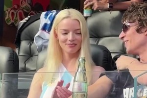 阿尔及利亚vs奥地利直播oa_阿尔及利亚vs奥地利直播在线观看_免费观看阿尔及利亚vs奥地利直播