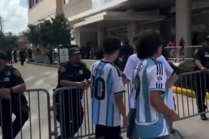 实时澳大利亚U17男篮vs塞尔维亚U17男篮JRS直播